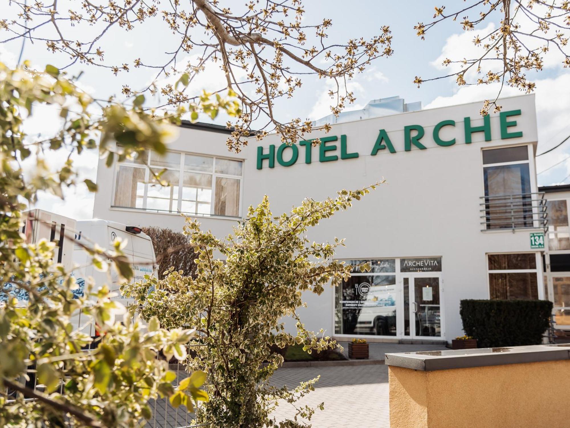 Arche Hotel Седльце Екстер'єр фото